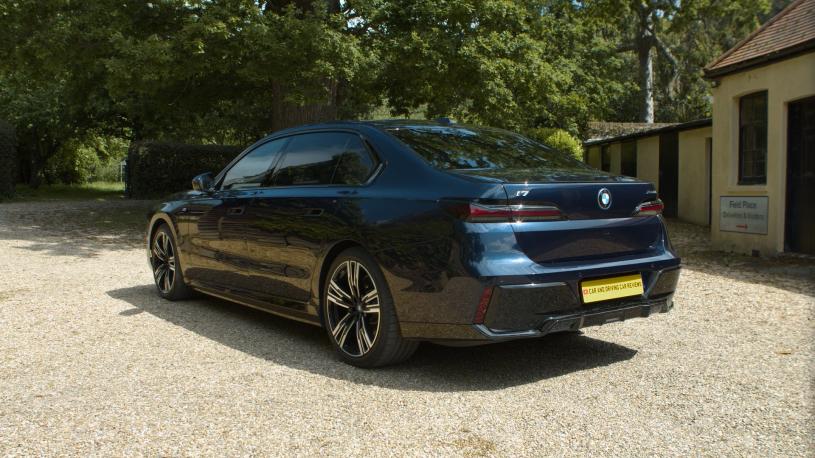 3424436 400kW xDrive60 M Sport 105.7kWh 4dr Auto [Exec]