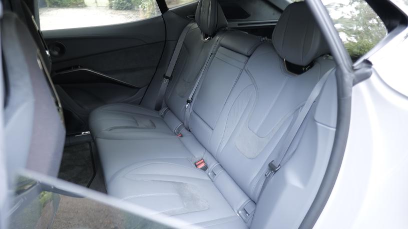 3434738 450kW 112kWh 5dr Auto