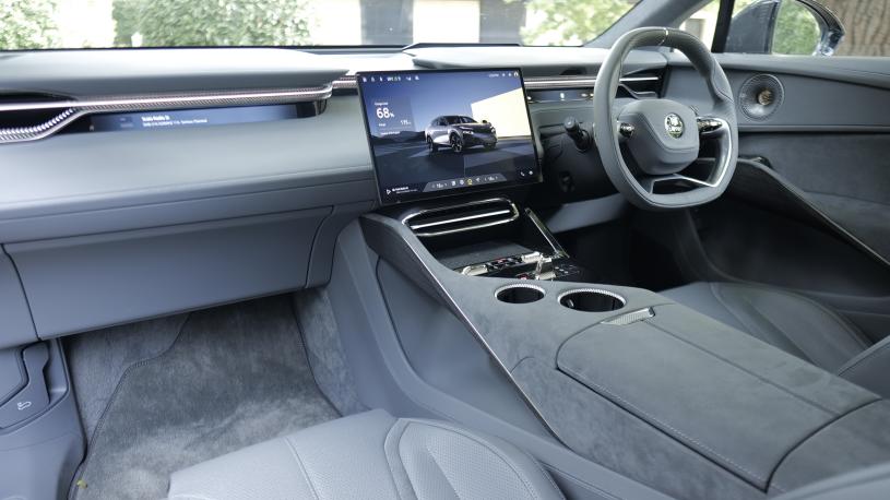3434738 450kW 112kWh 5dr Auto
