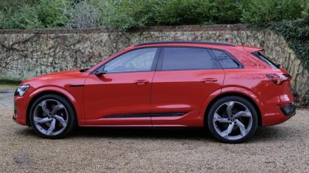 Audi Q8 E-tron Estate 250kW 50 Quattro 95kWh S Line 5dr Auto [Tech Pack]