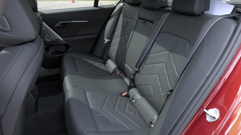 3398598 550e xDrive M Sport Pro 4dr Auto [Tech+/Comfort+]