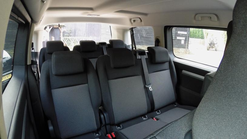 3430274 100kW Active Standard [8 Seat] 75kWh 5dr Auto