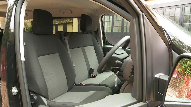 3430272 100kW Allure Standard [8 Seat] 75kWh 5dr Auto