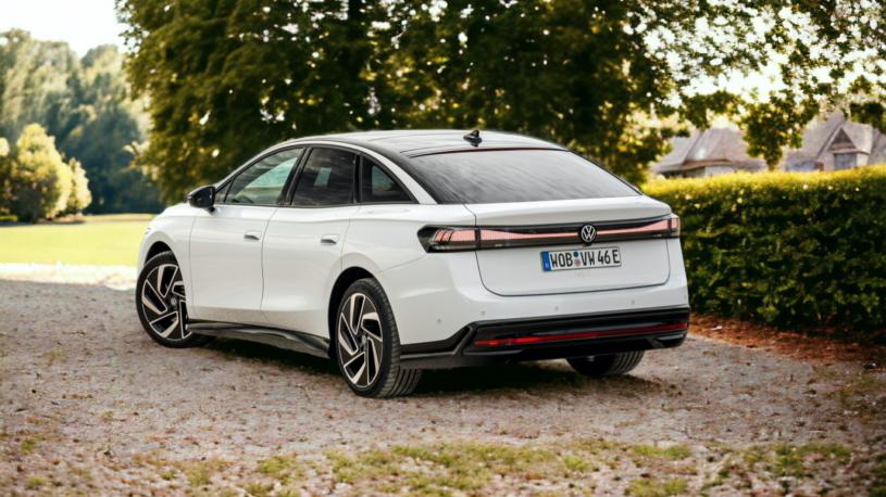 3430543 210kW Match Pro 77kWh 5dr Auto [Int+/Ext+ Pan]