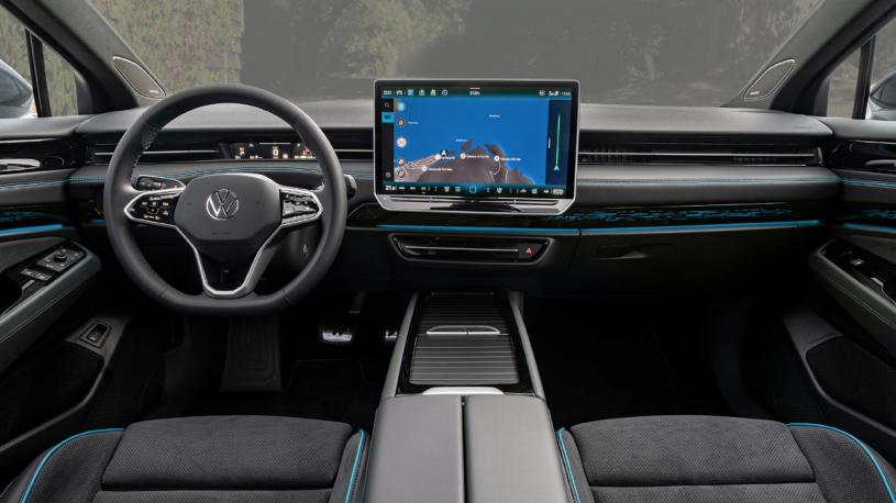 3430543 210kW Match Pro 77kWh 5dr Auto [Int+/Ext+ Pan]