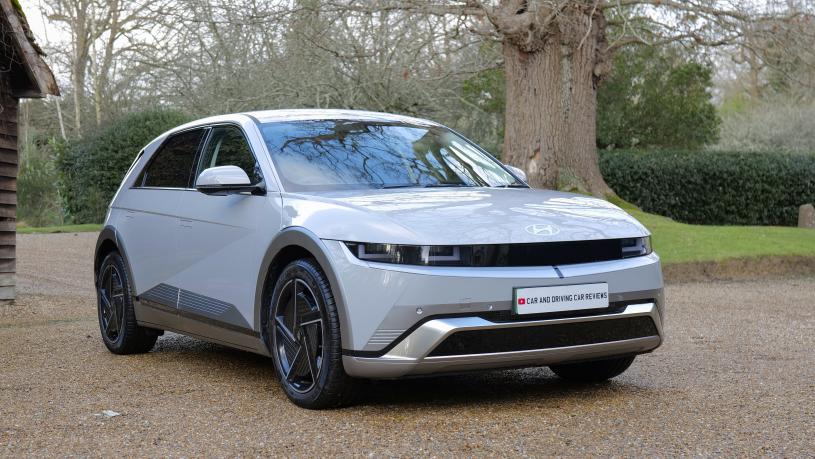 3418213 239kW Ultimate 84 kWh 5dr AWD Auto