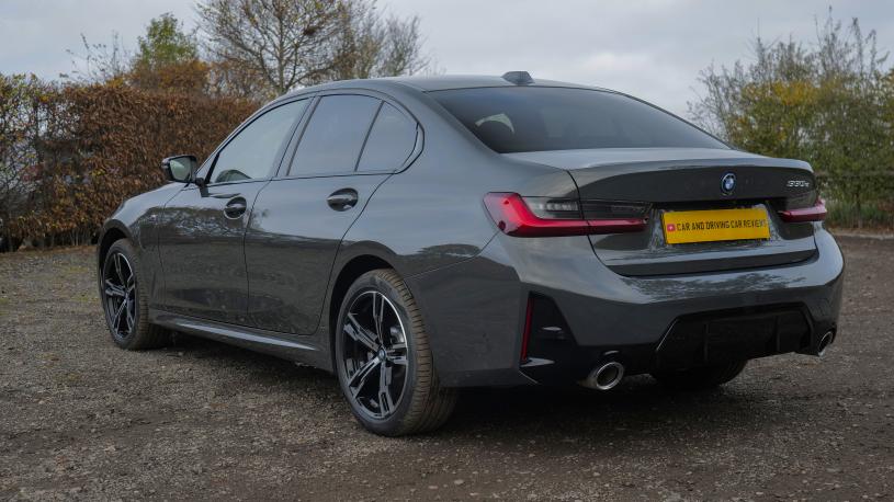 3413330 330e 22.3 kWh Sport 4dr Step Auto