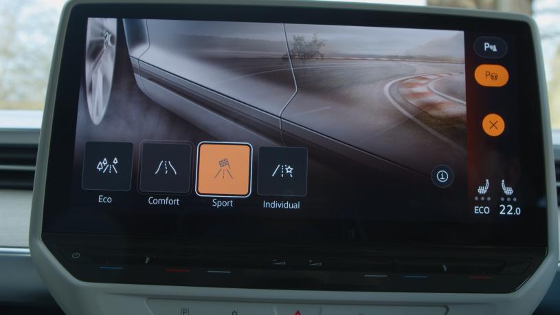 3430516 210kW Style Pro 86kWh 5dr LWB Auto [Comfort Seat]