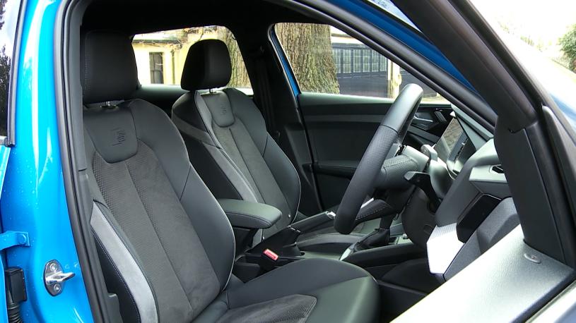 990622 25 TFSI S Line 5dr [Tech Pack]