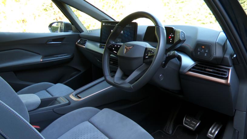 2412480 150kW V2 58kWh 5dr Auto