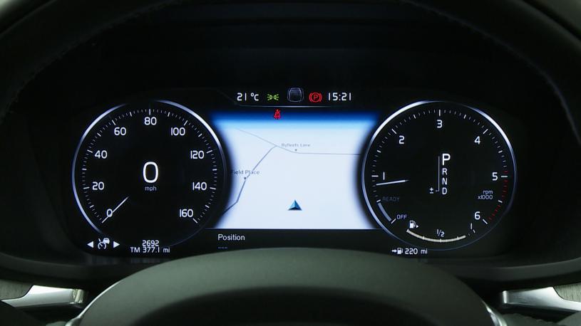 3413413 2.0 B4P Plus Dark 5dr Auto [7 speed]