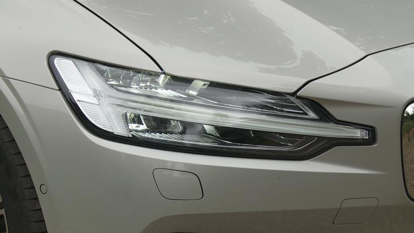 3413413 2.0 B4P Plus Dark 5dr Auto [7 speed]