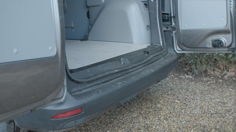 3405484 LL21 90kW 44kWh Advance [Safety] Crew Van Auto