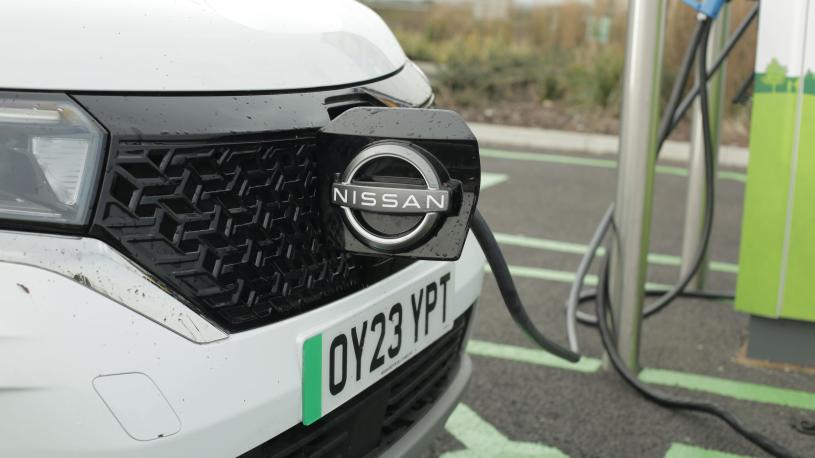 3429517 90kW Tekna Crew Van Auto 45kWh
