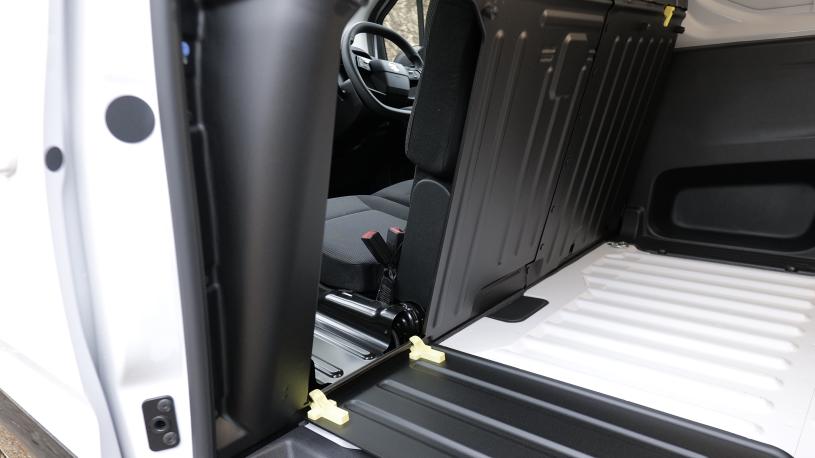 3432447 100kW Prime 50kWh H1 Crew Van Auto