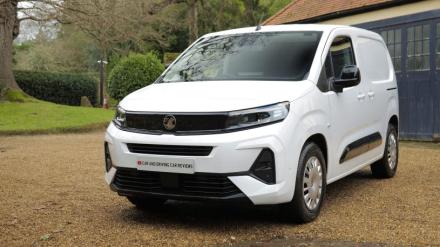 Vauxhall Combo Cargo Xl Electric 100kW Pro 50kWh H1 Van  Auto