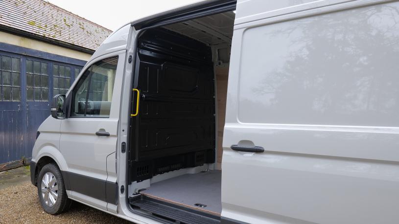 3432462 2.0 TDI 140PS Commerce Low Roof Van