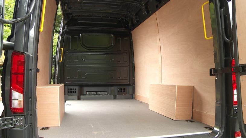 3438223 2.0 TDI 163PS HDE Commerce Extra H/Roof Van Auto