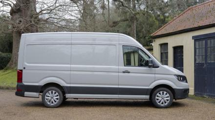 Volkswagen CRAFTER 2.0 TDI 140PS Commerce Double Cab Chassis