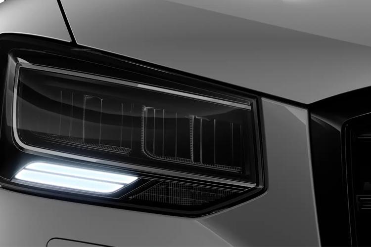 3391555 SQ2 Quattro Black Edition 5dr S Tronic [Tech Pro]