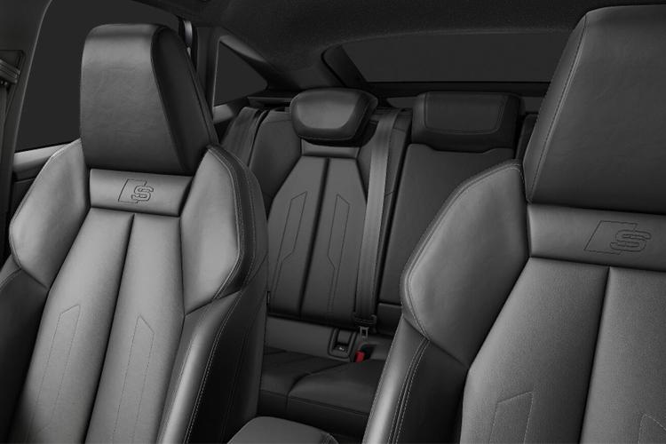 3439604 210kW 45 Quattro 82kWh Black Edition 5dr Auto