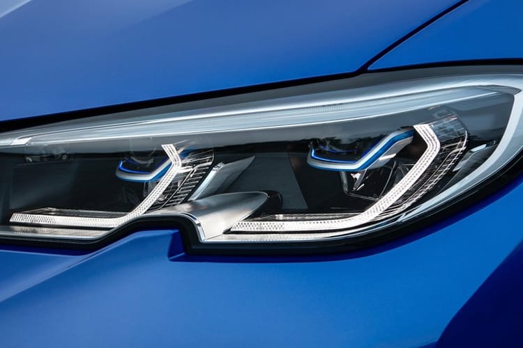 3455094 330e 22.3 kWh Sport 4dr Step Auto