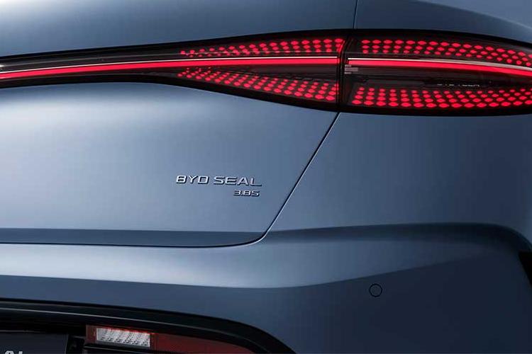 3440376 1.5 DM-i AWD Design 5dr Auto