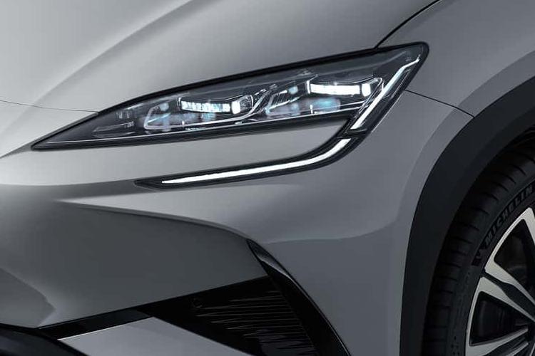 3440379 390kW Excellence AWD 91kWh 5dr Auto