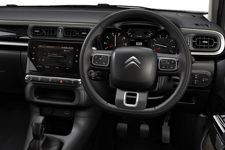 3429926 83kW Max 44kWh 5dr Auto