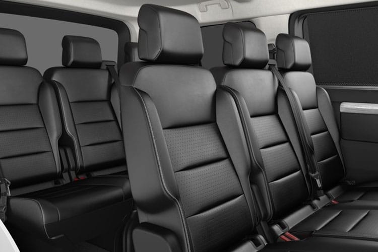 3429959 2.0 BlueHDi 180 Plus M [8 Seat] 5dr EAT8