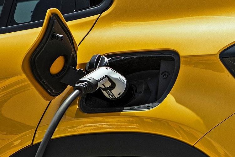 3440919 115kW Altitude 54kWh 5dr Auto