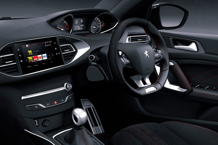 3441922 1.6 Hybrid 195 GT 5dr e-DSC7