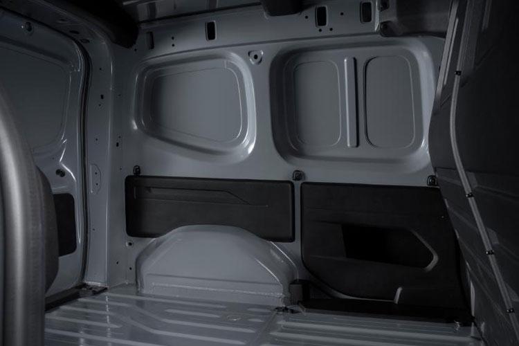 3429520 1.3 Acenta Van