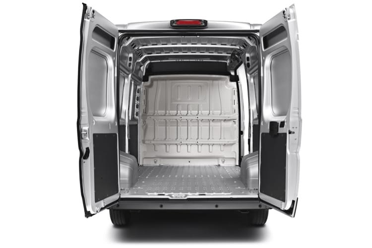 3473953 2.2 BlueHDi 140 H2 Window Van Professional