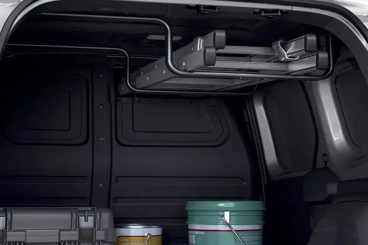 3405475 ML19 Blue dCi 95 Advance [Safety] Van
